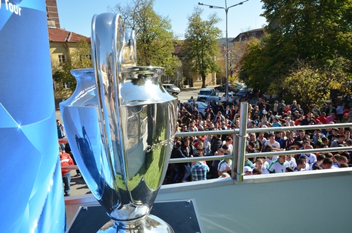 Боляри посрещнаха Купата на UEFA Champions League на Царевец