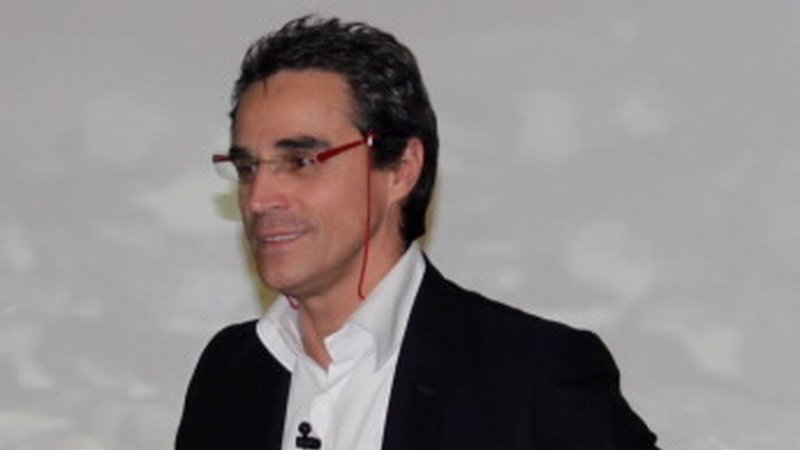 The famous Italian consultant Paolo Ruggeri has his first book published in Bulgaria