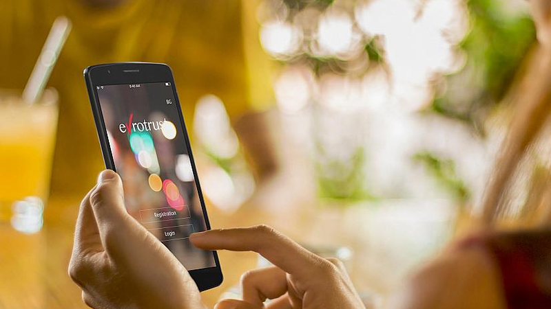 UniCredit Consumer Financing предлага дистанционно подписване на договор за потребителски кредит