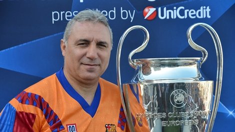 21 години след триумфа на Уембли, Христо Стоичков вдигна Купата в Пловдив