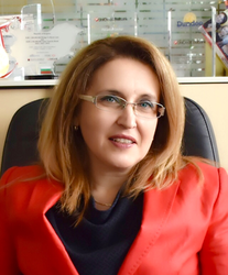 Мая Алексова