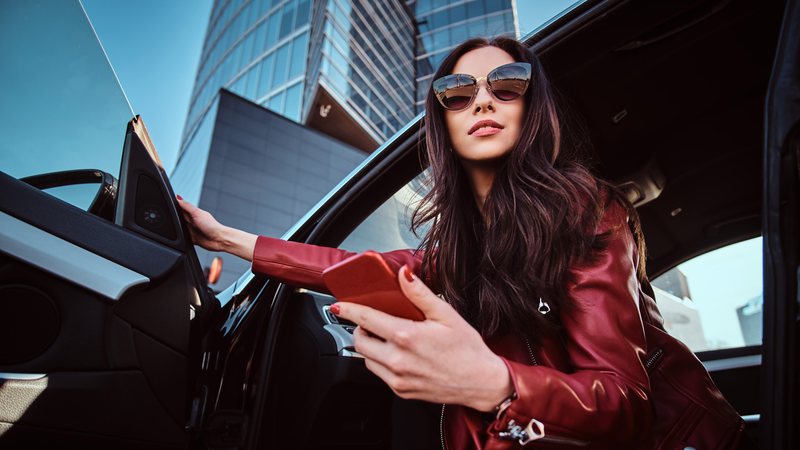 UniCredit Leasing and UniCredit Insurance Broker are partners of Palace Auto Varna