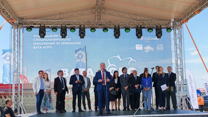 УКБ и УниКредит Лизинг с преференциални условия за финансиране и застраховки до 30 юни на БАТА АГРО