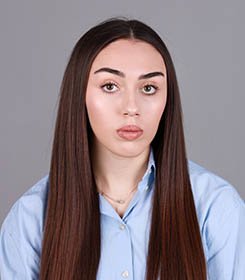 Симона Великова