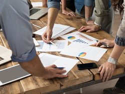 Инвестиционно посредничество