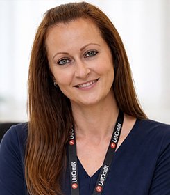 Цветелина Боферова
