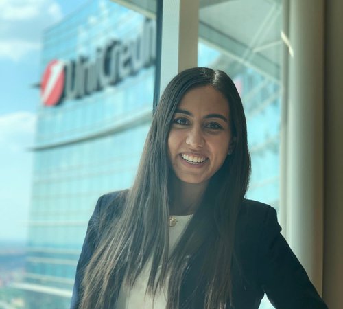 UniCredit-Stories-Hristiyaniya.jpg