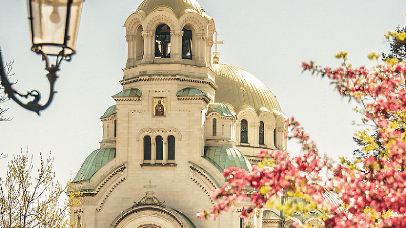 Sketches of Spring on Lovers’ Bridge